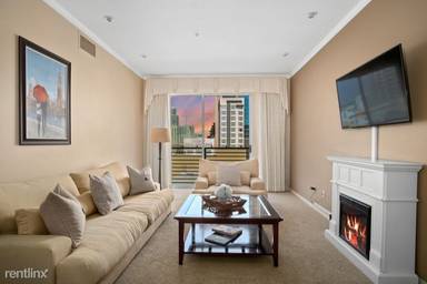 Main picture of Gaslamp City Square Condo