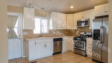 Main picture of 1118 E Columbia St