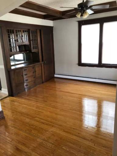Main picture of 1368 Minnehaha Ave W