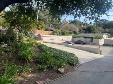 Main picture of 1018 Garfield Ave