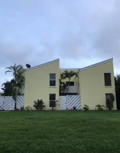 Main picture of 119 Coral Way E