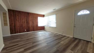 Main picture of 4595 51st St