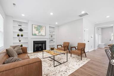 Main picture of 38 Thunder Hill Ct