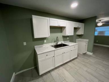 Main picture of 413 Cornelia Ave