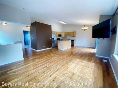 Main picture of 713 Bridgestone Ct