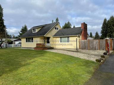 Main picture of 2622 70th Ave SW