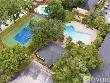 Main picture of 226 Lewfield Cir