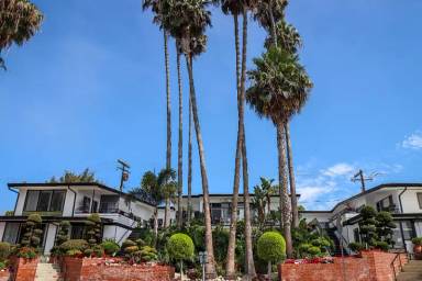 Main picture of 250 Cliff Dr