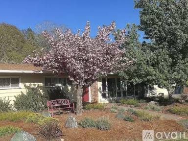 Main picture of 78 Hillside Dr