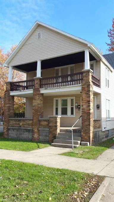 Main picture of 1220 Hamilton Ave NW