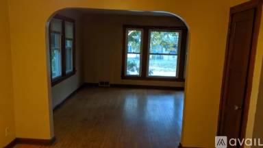 Main picture of 1519 Cherry Ave NE
