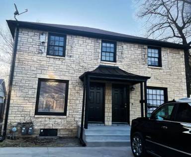 Main picture of 2044 S 20th St