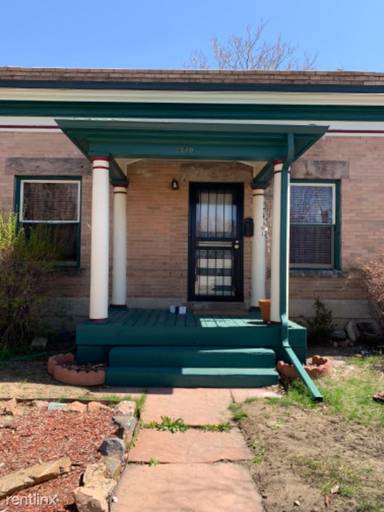 Main picture of 2840 Irving St