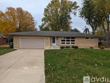 Main picture of 791 Clemens Ave
