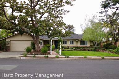 Main picture of 4284 Oakwood Ct