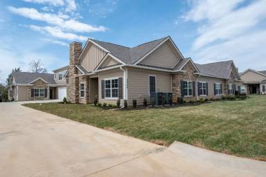 Main picture of 2366 Stonecenter Ln