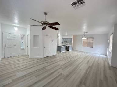Main picture of 8618 Peaceful Dreams St