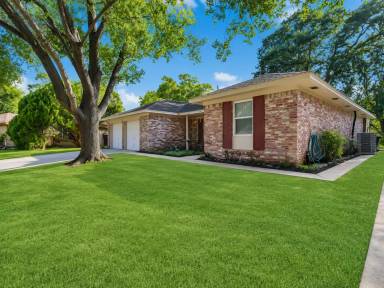 Main picture of 15443 W Willowwind Cir