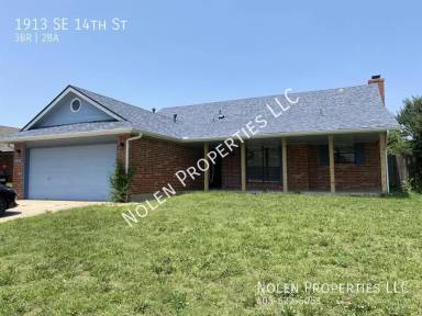 Main picture of 1913 SE 14th St