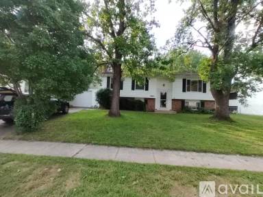 Main picture of 5811 Heming Ave