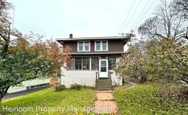 Main picture of 725 N 20th Ave E