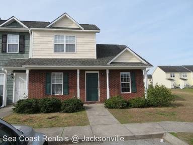 Main picture of 207 Ashwood Dr