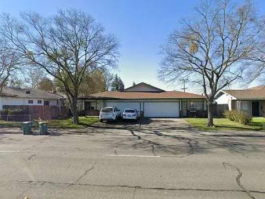 Main picture of 8727 N El Dorado St
