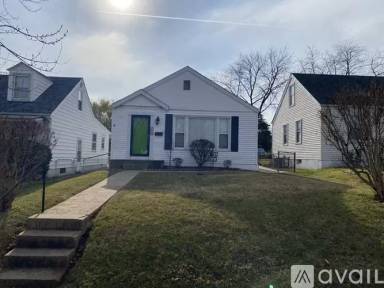 Main picture of 5270 Parker Ave