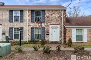 Main picture of 1315 Rona Village Blvd