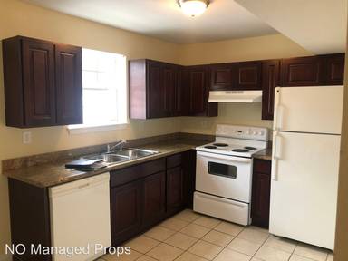 Main picture of 2830 Dryades St