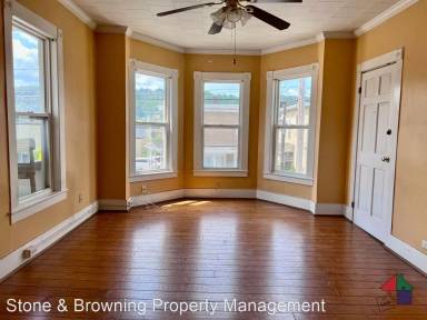 Main picture of 95 Summer St