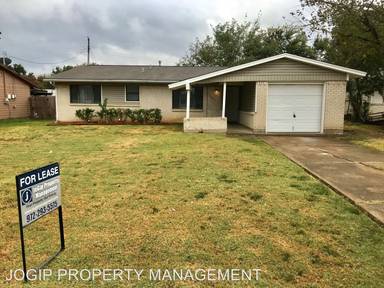 Main picture of 2905 W Rochelle Rd