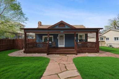 Main picture of 2235 Walnut St
