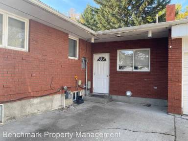 Main picture of 19 E Garfield St