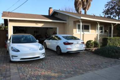 Main picture of 5434 Milani Ave