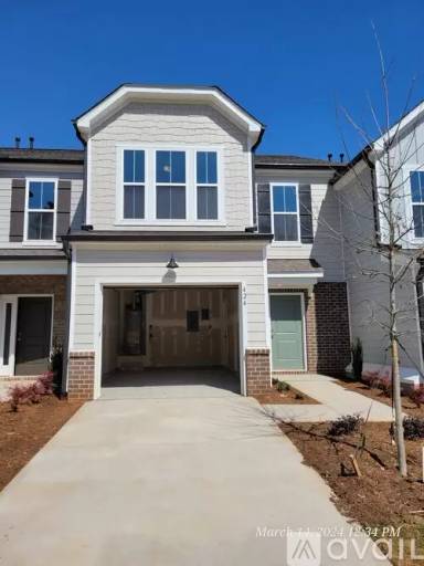 Main picture of 424 Glen Clova Dr