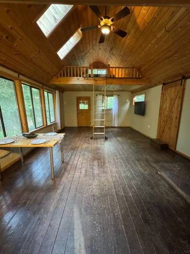 Main picture of 44520 SE Edgewick Rd