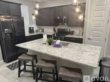 Main picture of 711 N Abalone Dr