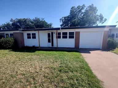 Main picture of 5322 33rd St