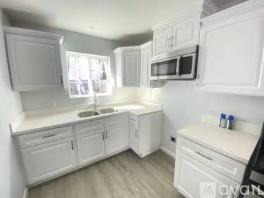 Main picture of 11779 Garber St