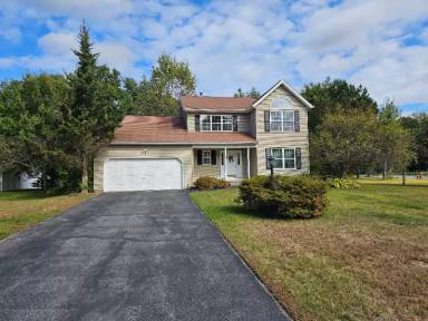 Main picture of 120 Kayaderosseras Dr