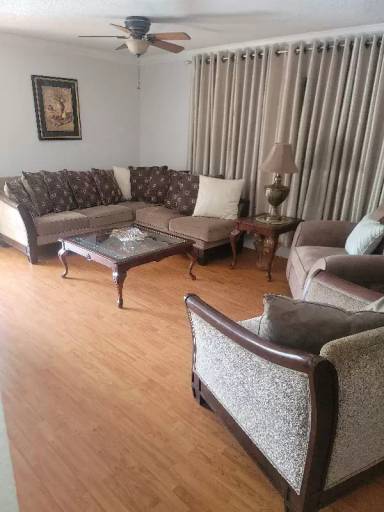 Main picture of 15000 S River Dr
