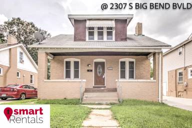 Main picture of 2305 S Big Bend Blvd