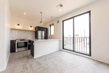 Main picture of 434 Santa Fe Dr