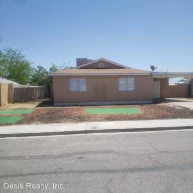 Main picture of 4667 San Leandro Ave