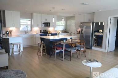 Main picture of 5417 Ferrol Dr