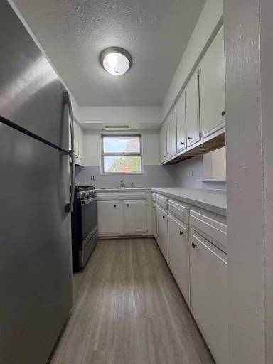 Main picture of 1370 Beckwith View Ave NE