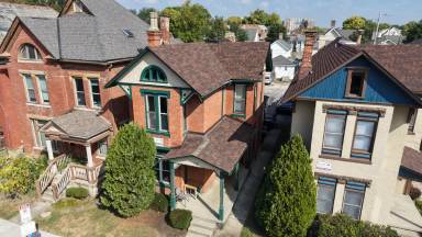 Main picture of 118 King Ave