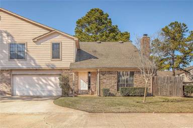 Main picture of 7812 Theissetta Dr