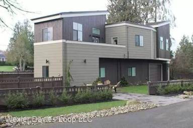 Main picture of 520 E Davies Loop Rd